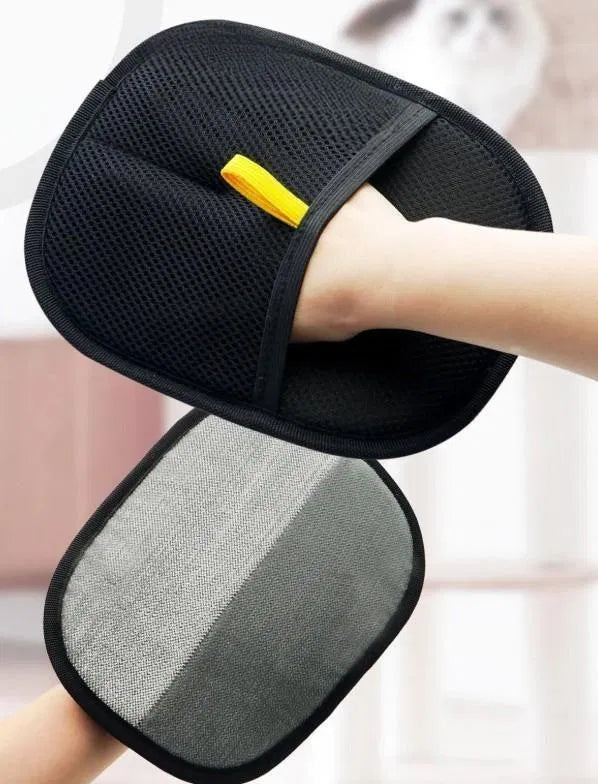 Pet hair removal glove